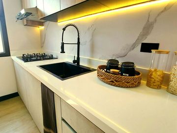 Upto 30 months Downpayment & ONLY 50,000 to Reserve for this Premium Single Detached House and Lot Unit @ Periveo Leisure Estates Along Lipa-Ibaan Roa
