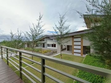 Upto 30 months Downpayment & ONLY 50,000 to Reserve for this Premium Single Detached House and Lot Unit @ Periveo Leisure Estates Along Lipa-Ibaan Roa