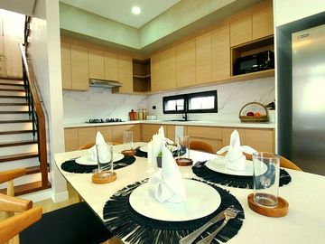 Upto 30 months Downpayment & ONLY 50,000 to Reserve for this Premium Single Detached House and Lot Unit @ Periveo Leisure Estates Along Lipa-Ibaan Roa