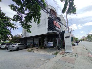 87623 - ขายตึกแถว-อาคารพาณิชย์ 3.5ชั้น ห้องริม ถ.เทศา ทำเลการค้า-ชุมชน ใจกลางนครปฐม