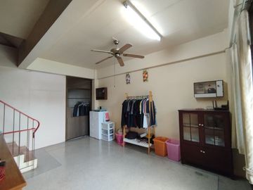 87623 - ขายตึกแถว-อาคารพาณิชย์ 3.5ชั้น ห้องริม ถ.เทศา ทำเลการค้า-ชุมชน ใจกลางนครปฐม