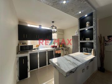 Se Vende Hermosa Casa De Tres Pisos En Condominio San Jose De California ID 1092995