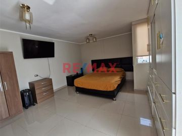 Se Vende Hermosa Casa De Tres Pisos En Condominio San Jose De California ID 1092995