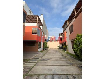 Se Vende Hermosa Casa De Tres Pisos En Condominio San Jose De California ID 1092995