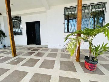 departamento amoblado de venta en crucita