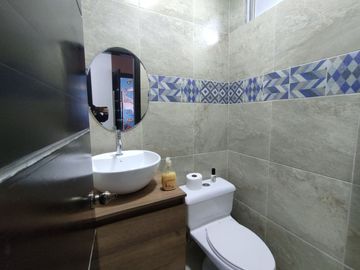 departamento amoblado de venta en crucita