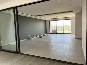 VENDO CASA RESIDENCIAL MONCAYO PARA ESTRENAR
