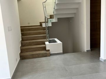 VENDO CASA RESIDENCIAL MONCAYO PARA ESTRENAR