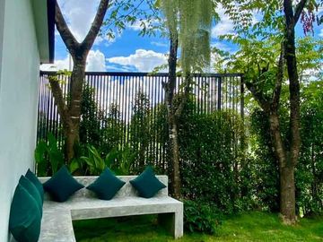 Pool Villa house for sale in San Kham Phaeng, only 30 minutes to Chiang Mai Airport