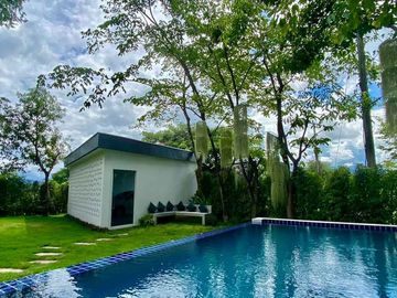Pool Villa house for sale in San Kham Phaeng, only 30 minutes to Chiang Mai Airport