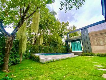 Pool Villa house for sale in San Kham Phaeng, only 30 minutes to Chiang Mai Airport