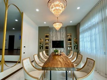 Pool Villa house for sale in San Kham Phaeng, only 30 minutes to Chiang Mai Airport
