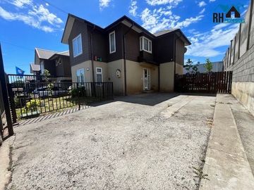 Casa 3 Dormitorios, 3 Baños, Amplio Patio, Praderas del Carmen, Temuco