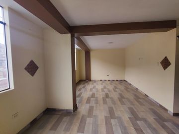 CASA 3 PISOS EN VENTA 158 M2 HUAYCÁN - ATE