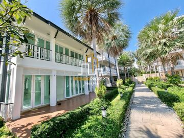 Villa at Hua Hin Beachfront Project for Sale