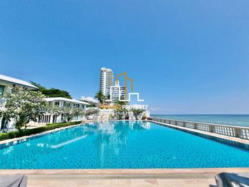 Villa at Hua Hin Beachfront Project for Sale