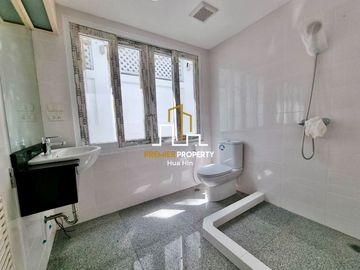 Villa at Hua Hin Beachfront Project for Sale
