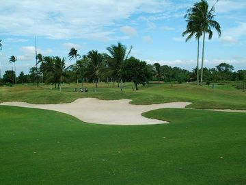 House and Lot for Sale in Silang nearby Tagaytay with GOLF COURSE  View
