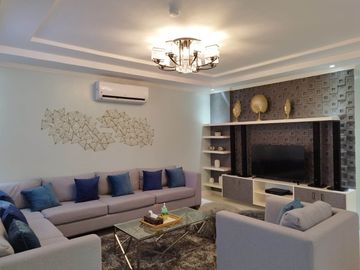 Luxurious 4 Bedroom House&lot for sale in Concepcion Tarlac near SCTEX