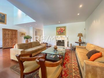 SE VENDA CASA DE LUJO EN URB CLUB GOLF DE LOS INCAS