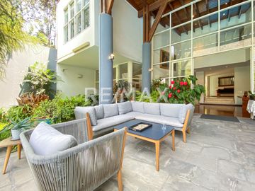SE VENDA CASA DE LUJO EN URB CLUB GOLF DE LOS INCAS