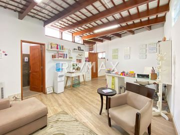 SE VENDA CASA DE LUJO EN URB CLUB GOLF DE LOS INCAS