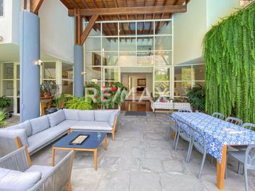 SE VENDA CASA DE LUJO EN URB CLUB GOLF DE LOS INCAS