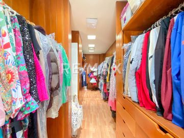 SE VENDA CASA DE LUJO EN URB CLUB GOLF DE LOS INCAS