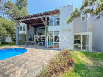 SE VENDA CASA DE LUJO EN URB CLUB GOLF DE LOS INCAS