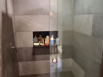 Moderno DEPARTAMENTO en VENTA, Col. La Paz (Puebla) $5'500,000 SIN muebles, $6'000,000 AMUEBLADO