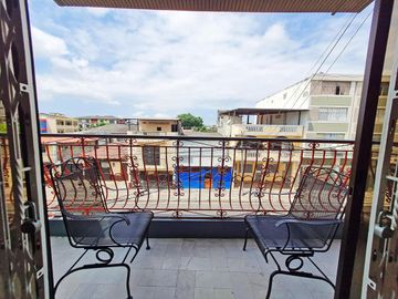 Venta de Casa Rentera, sector Centro Sur, García Goyena entre Villavicencio y Hernando de Zaera, cerca a Centro Cívico.