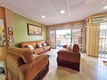 Venta de Casa Rentera, sector Centro Sur, García Goyena entre Villavicencio y Hernando de Zaera, cerca a Centro Cívico.