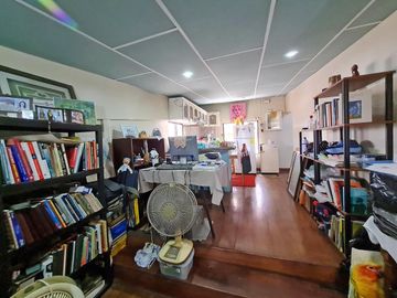 Venta de Casa Rentera, sector Centro Sur, García Goyena entre Villavicencio y Hernando de Zaera, cerca a Centro Cívico.