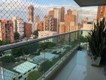Apartamento en Alto Prado de 3 habitaciones con balcon y bonita vista