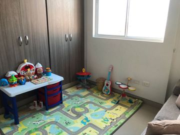 Apartamento en Alto Prado de 3 habitaciones con balcon y bonita vista