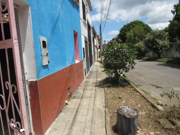 VENDO CASA BUCARAMANGA BARRIO GOMEZ NIÑO