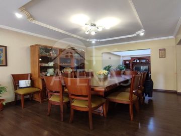 CASA EN VENTA, AMPLIA, TOTORACOCHA