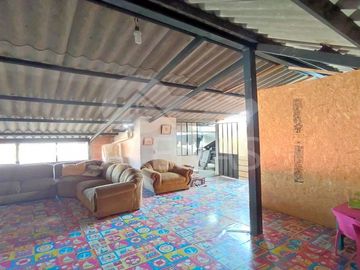 CASA EN VENTA, AMPLIA, TOTORACOCHA