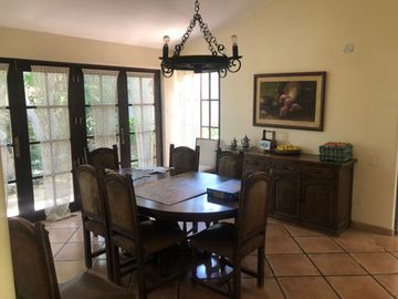 Venta de Hermosa Casa