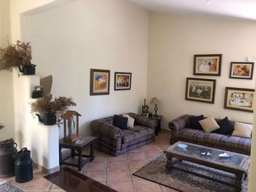 Venta de Hermosa Casa
