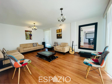 CASA EN VENTA SECTOR NAYON