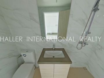 16XX Mandani Bay Suites Tower 2