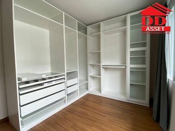 ขายทาวน์โฮม 3 ชั้น โครงการ เดอะริช บิซโฮม สุขุมวิท 105  ( The rich bizhome )​ ใกล้ BTS แบริ่งและ MRT ศรีลาซาล ตรงข้ามโรงพยาบาลศิครินทร์