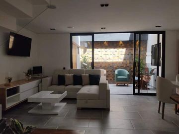 MODERNA Y LUJOSA CASA EN PIETRASANTA RIONEGRO