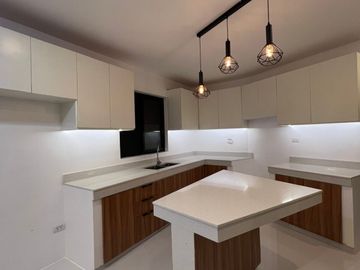 BRAND NEW MODERN HOUSE FOR SALE IN SUN VALLEY ANTIPOLO CITY OVERLOOKING