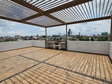 Departamento en Venta en Zona Recta Cholula y Esteban de Antuñano, Excelente Ubicación con Roof garden
