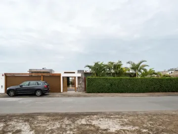 Venta de Casa de Playa - ASIA