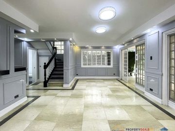 Three Bedroom Townhouse For Sale in Ayala Woodside Homes at Quezon City