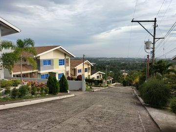 5 Bedrooms Single detached in Minglanilla