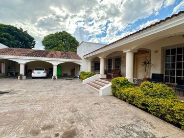 RESIDENCIA DE COLECCION DE 1 PLANTA EN CHOLUL MERIDA